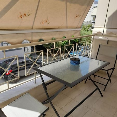 Christina Apartment Νεα Περαμοσ Néa Péramos Bagian luar foto
