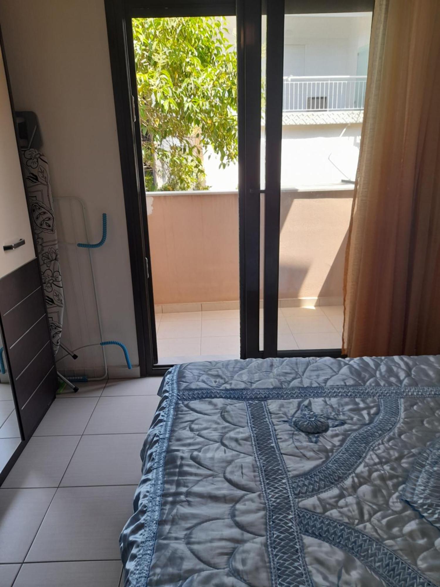 Christina Apartment Νεα Περαμοσ Néa Péramos Bagian luar foto